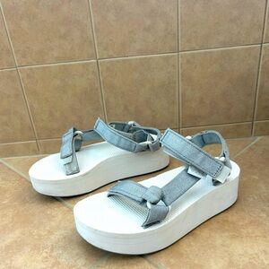 Teva platform sandal
